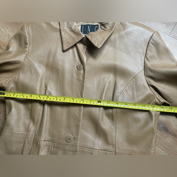 Vintage INC soft tan leather blazer, M petite - Picture 5 of 9